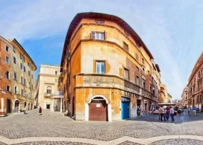 Costaguti Apartment