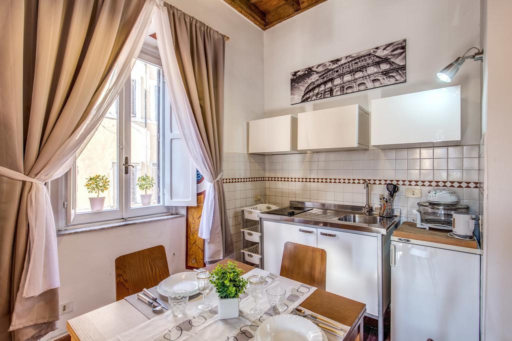 Apartment Costaguti Rome