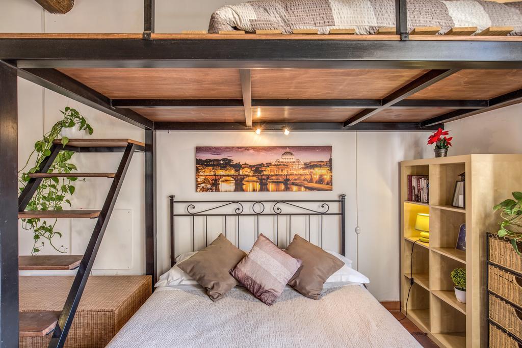 Costaguti Apartment *